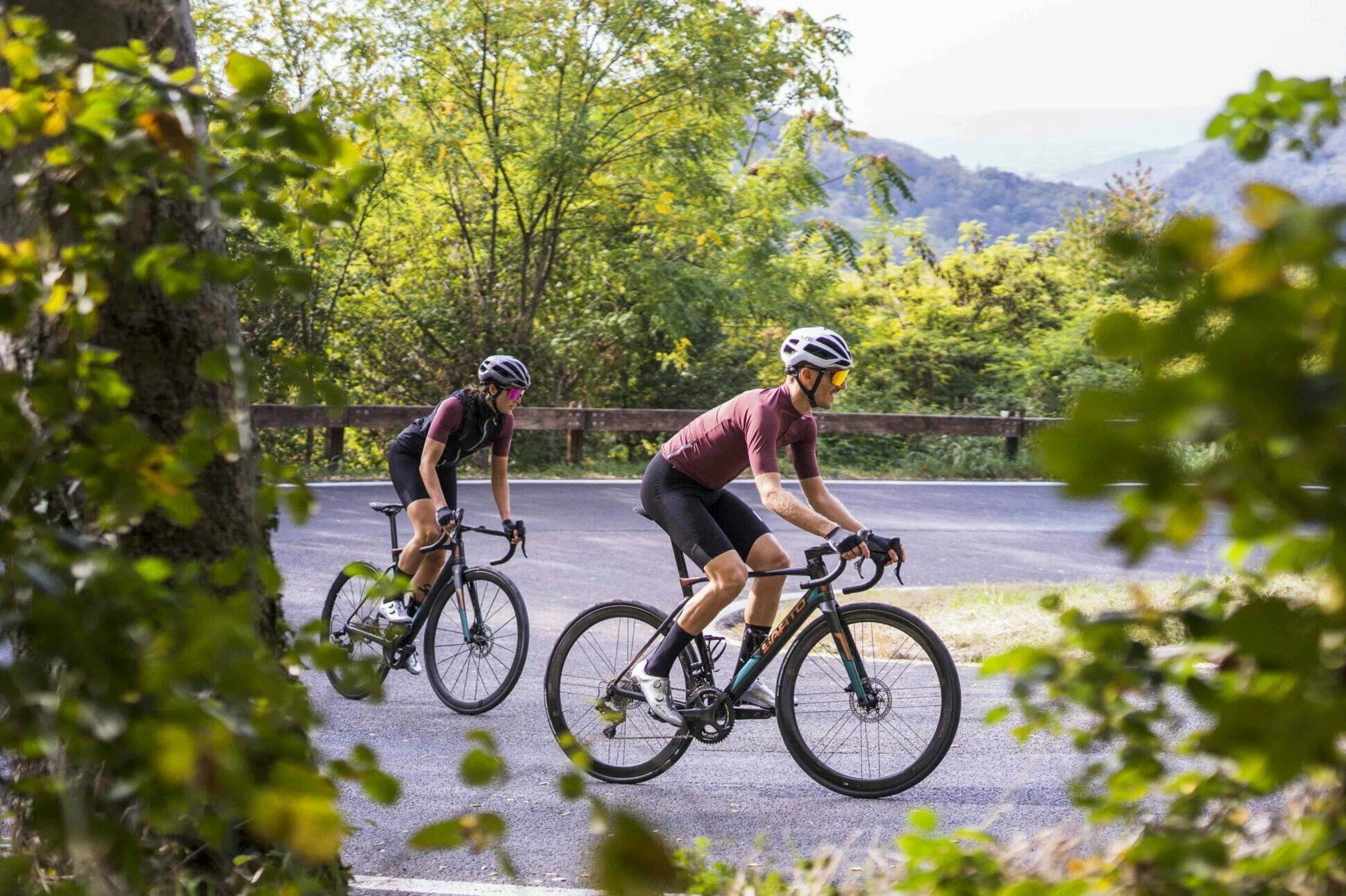 Forside -Vitus Salg SartoRazo00OuvAction scaled e1667482640202