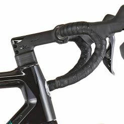 Bianchi Specialissima Ultegra Di2, Petroleumsgrøn 13 Bianchi Specialissima Ultegra Di2, Petroleumsgrøn -Vitus Salg bianchi specialissima ultegra di2 black carbon ud mermaid scale full glossy 4