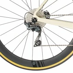 Fons Strada Disco Carbon Pro Damer -Vitus Salg fons strada disco carbon pro women creme mango 7 2