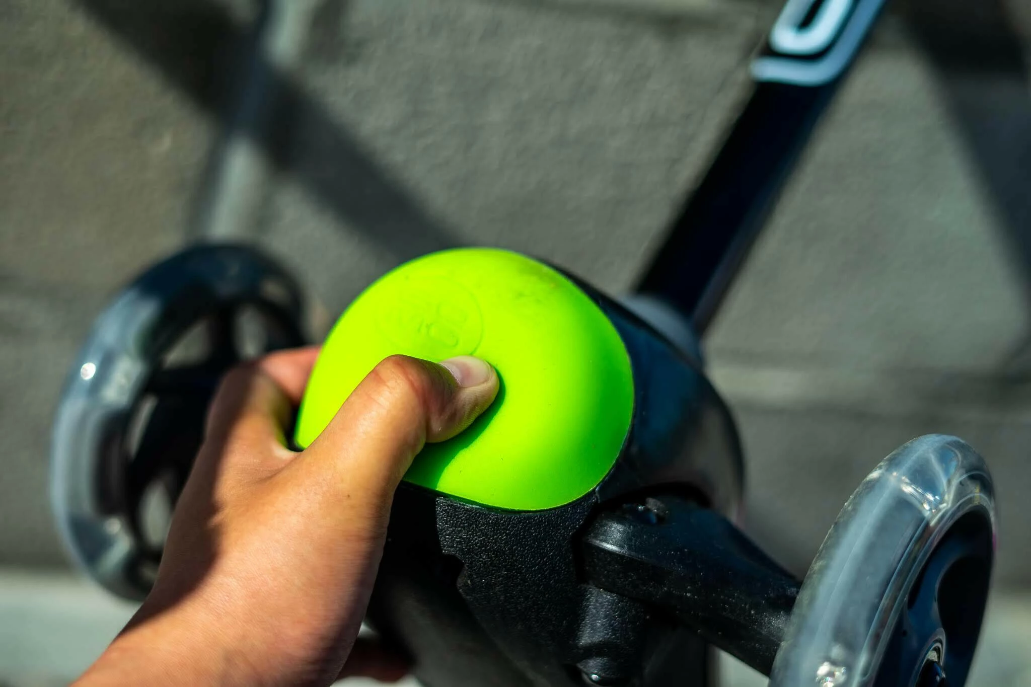 GOMO 3-Wheel Løbehjul Børn, Rød/sort 8 GOMO 3-Wheel Løbehjul Børn, Rød/sort - Billede 6