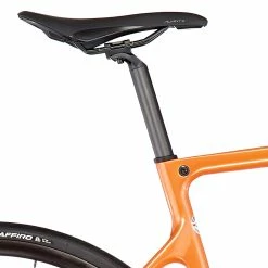 Orbea Orca M40, Hvid -Vitus Salg orbea orca m40 metallic electric orange black 8 2